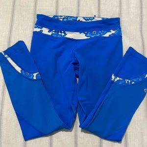 Lululemon crop leggings / SIZE 4
